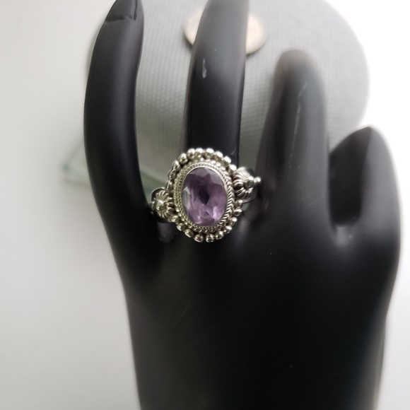 Jewelry - Vintage SS Amethyst Ring (.925)